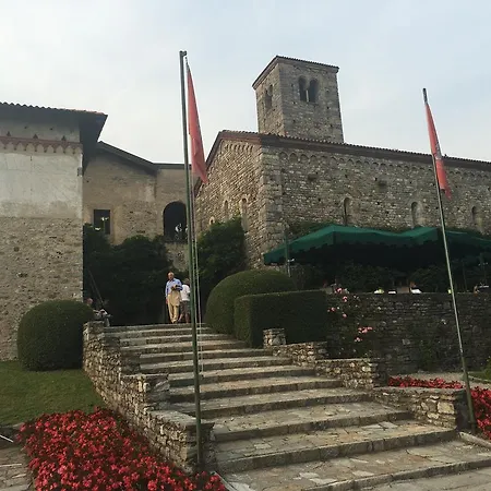 Casa rural Vignola Country House